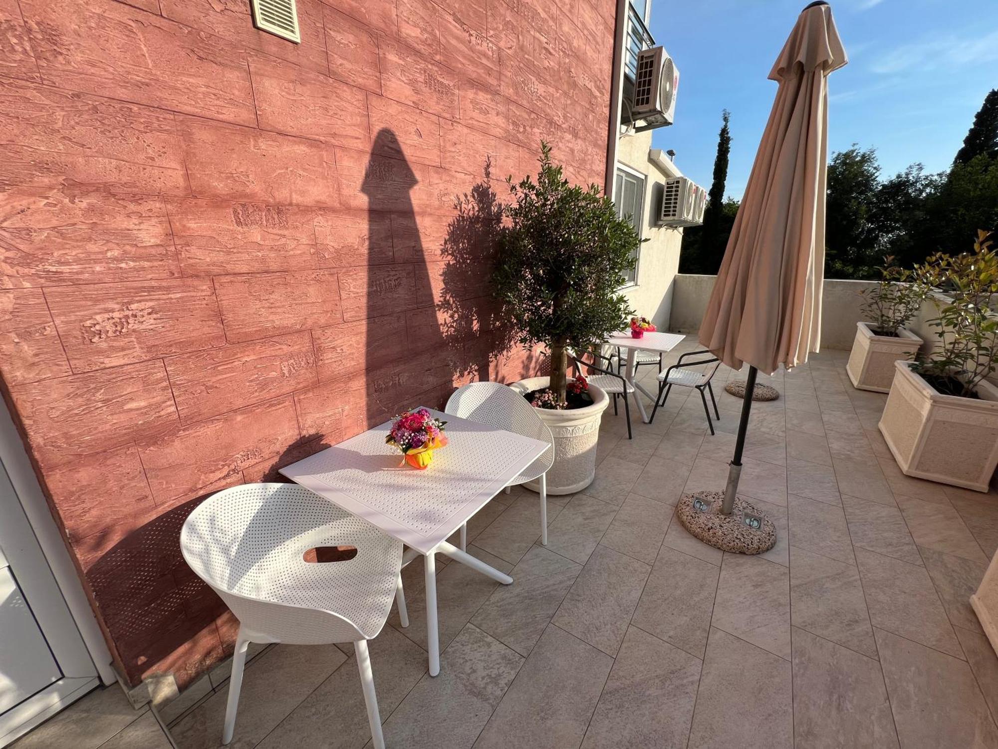 Apartments Residence Dj Petrovac Exterior foto